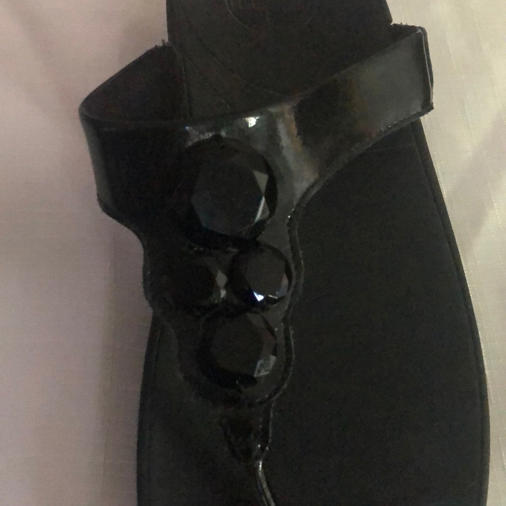 Sandals - Picture 3 of 3